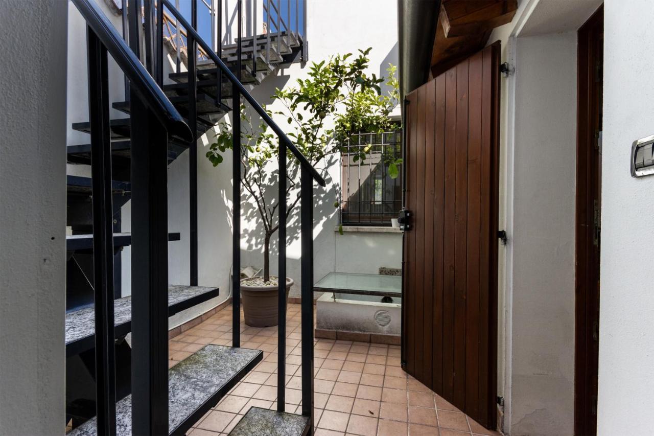 La Terrazza Apartment - Smart Holiday Mantova Esterno foto