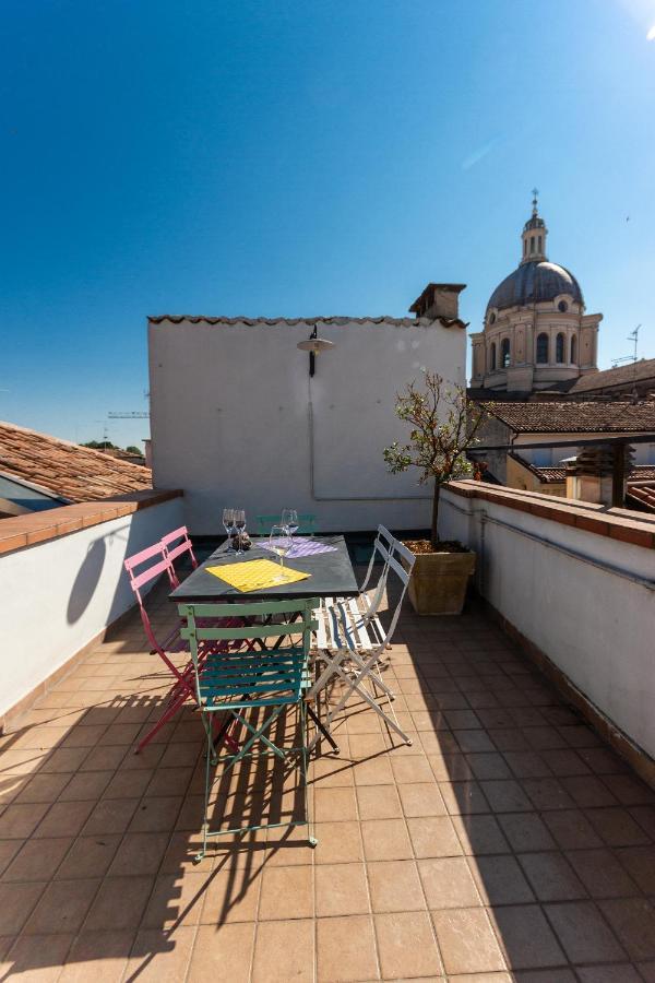 La Terrazza Apartment - Smart Holiday Mantova Esterno foto